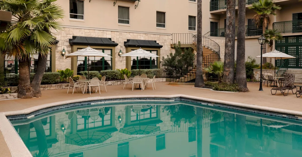 Menger Hotel outdoor pool near the Alamo