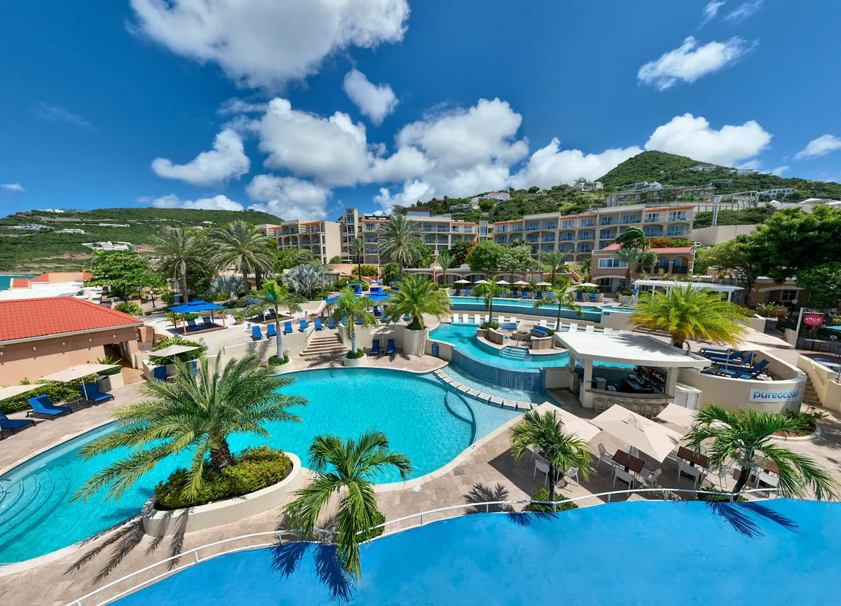 Pool day passes in Sint Maarten