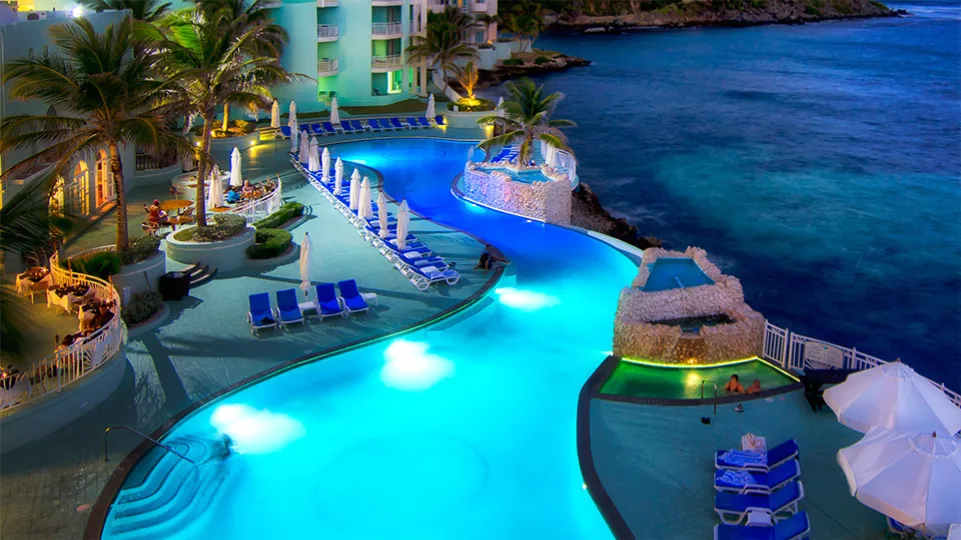 Oyster Bay Beach Resort pool