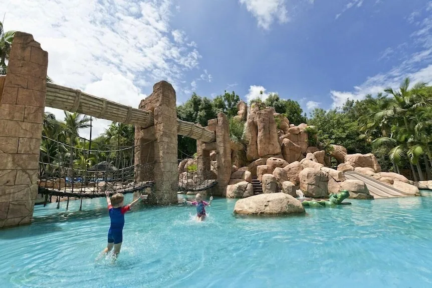 Hotel pool day pass in Sun City