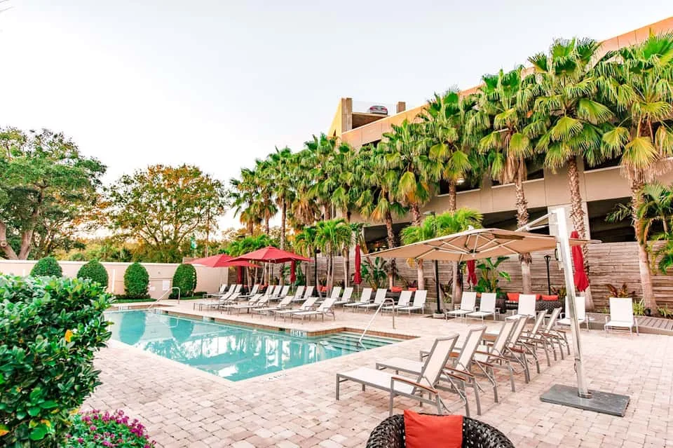 Epicurean Hotel, Autograph Collection pool