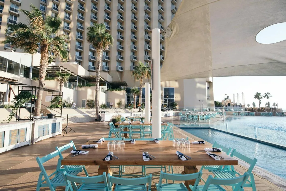 Dan Tel Aviv Hotel pool